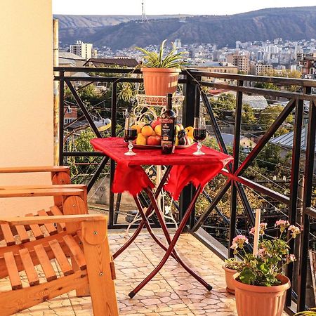 Gamarjoba Hotel Тбилиси Экстерьер фото