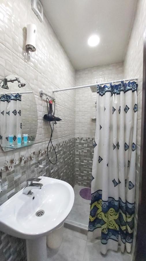 Gamarjoba Hotel Тбилиси Экстерьер фото