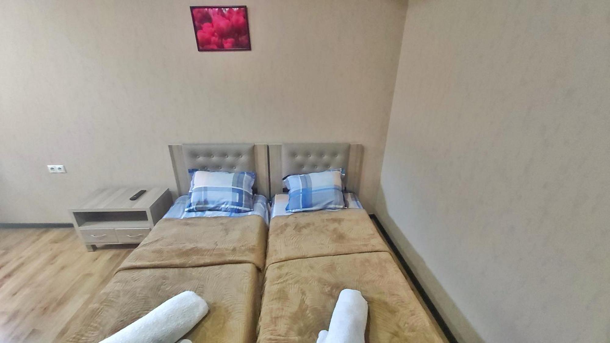 Gamarjoba Hotel Тбилиси Экстерьер фото